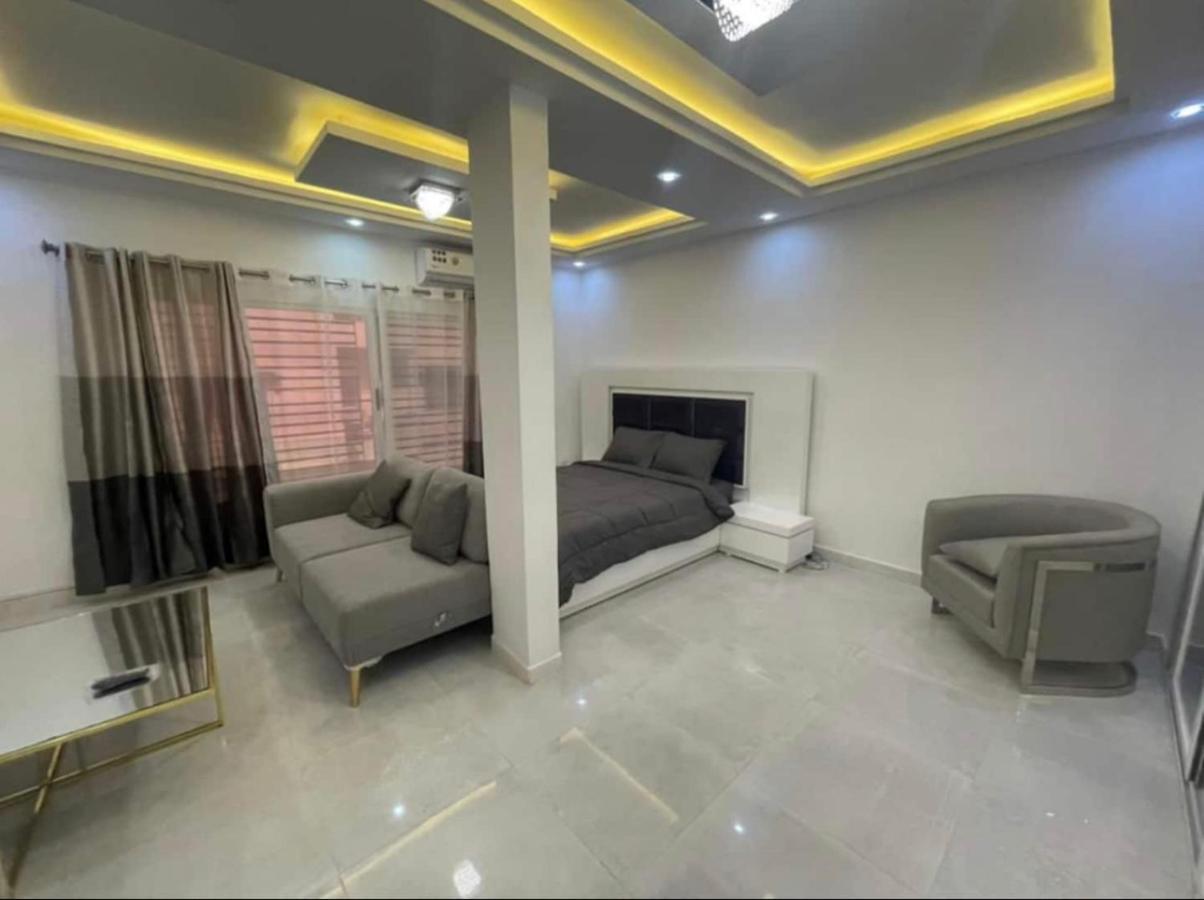 Appartement Luxe Idealement Situe A Dakar Exterior foto